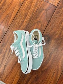 UK 13 mint green vans