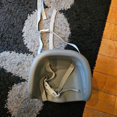 Bebeconfort Essential Booster Seat