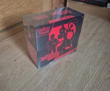 Pokemon Destined Rivals elite trainer box