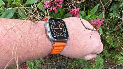 Apple Watch Ultra 1st Gen, Excellent Condition, Box + Extras