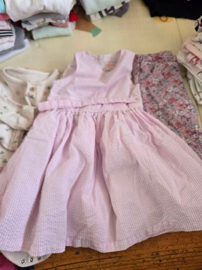 Baby girl clothes bundle 9 to 12 months