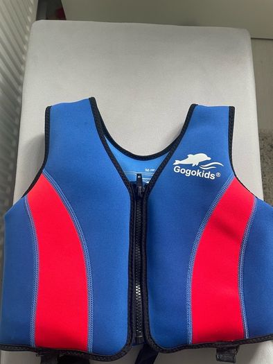 Neoprene floating/swimming vest