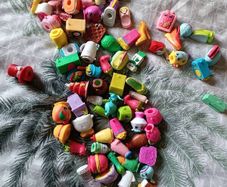 Little Munchkin Toys - 85+ Pieces