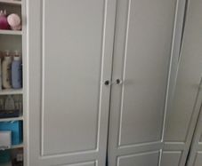 4 Wardrobe doors.
