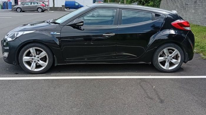 Hyundai Veloster 2013 NEW NCT