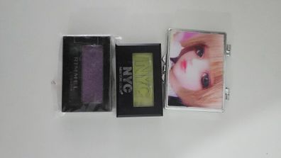 Eyeshadows and small folding mirror