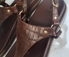 ANKO brown thong sandal Sz 8 AUS (Fit 6UK)