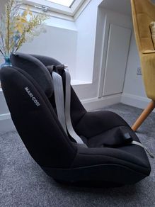 Maxi Cosi Pearl car seat, excellent condition