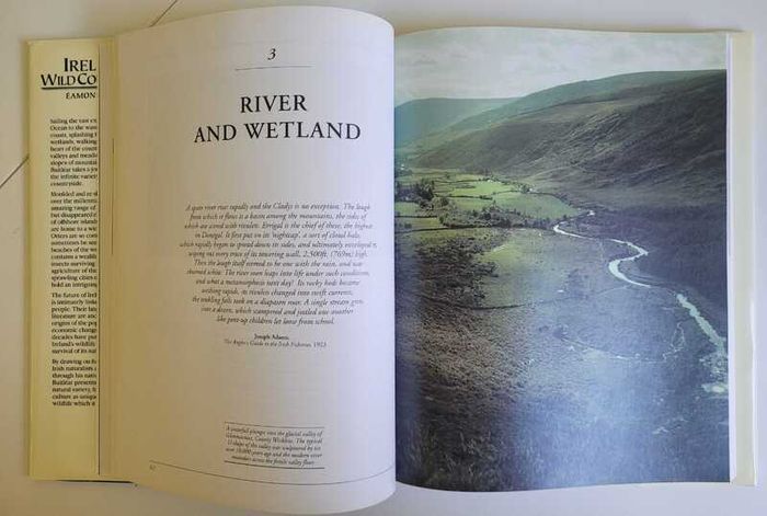 Ireland's Wild Countryside Eamon de Buitlear Hardback 1995 Very Good Condition