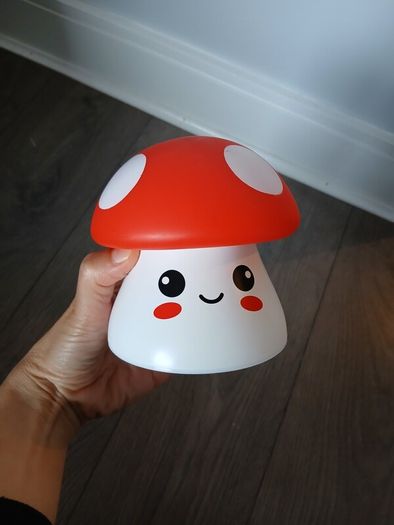 Very cute small lamp