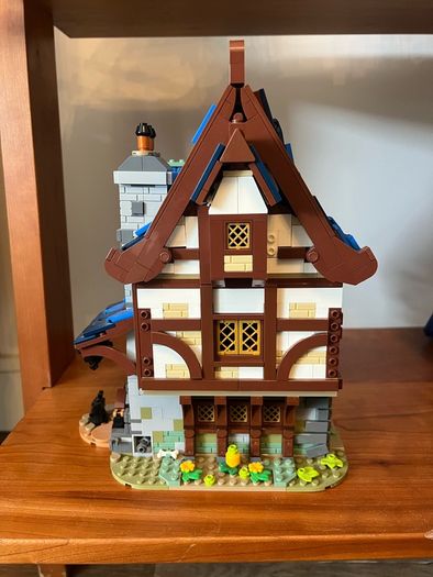 LEGO Medieval Blacksmith 21325