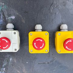 Twist Release Emergency Stop Push Button, Surface Mount,