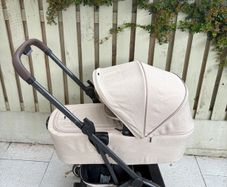 Joolz Aer+ Cot Basinet sandy taupe colour