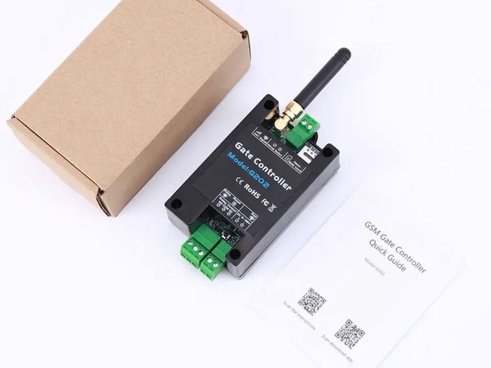GSM Gate Opener GSM Gate and door open Opener  Controller GSM Door Opener Relay Switch Free Call Mobile Phone Remote for Garage Doors Shutters etc 5 euro extra for wire Plastic Exit Button