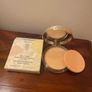 Clinique Stay Matte Sheer Pressed Powder oil free in shade Stay Buff 01 - new / boxed Image 2