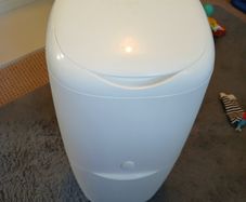 FREE Nappy Bin Angel Care