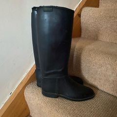 Riding boots size uk2-3
