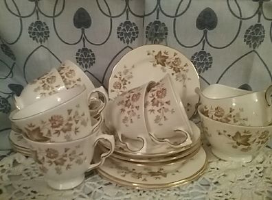 Colclough Twenty Piece China Teaset