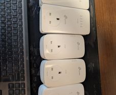 Powerline adapters - TP-Link AV1300 Gigabit Passthrough Wi-Fi - 5 piece set.