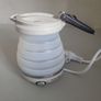 folding mini travel kettle Image 2