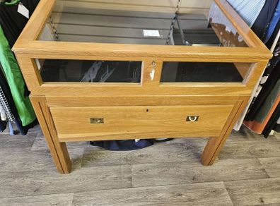 charity shop sale enniscorthy wheelchair, 2x cabinets