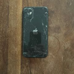 iPhone 11 64GB Unlocked