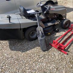 Ride on lawnmower