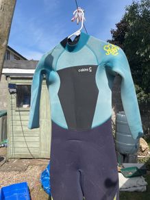 Girls XL wetsuit 5mm