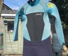 Girls XL wetsuit 5mm