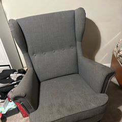 Wing arm chair