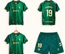 Real Betis Troy Parrott 19 Football kit