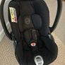 cybex carseat with Isofix base Image 9