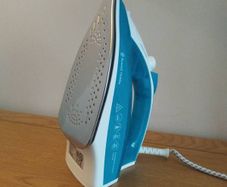 Russell Hobbs Iron Supreme Steam