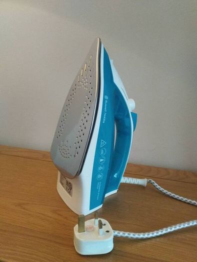 Russell Hobbs Iron Supreme Steam