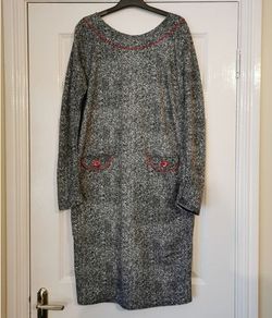 Lovely Midi Dress size 14