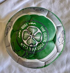 Celtic 2005 signed football