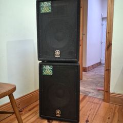 Yamaha AX12 Speakers