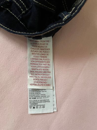 New Levis jeans 4 years old