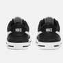 kids Shoes Nike size 4 Image 3