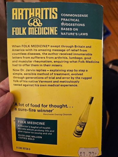 Arthritis & Folk Medicine.  By D.c.jarvis. M.d. Paperback In Good Condition.  See Photos For Same