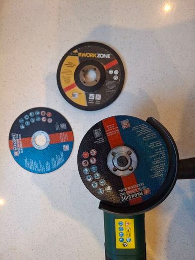Parkside Angle Grinder + Extra Discs