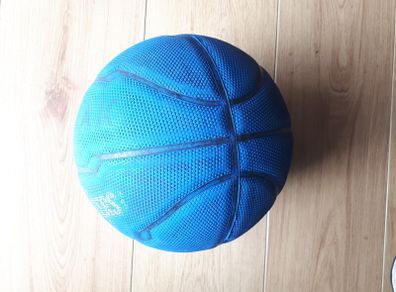 Basketball size 5.