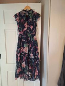 Lipsy Floral Print midi dress