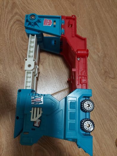 Transformer G1  Ultramagnus