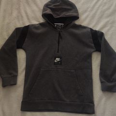 Nike Air Junior 1/4 Zip Hoodie Grey/Black.  Size L (147-158cm)