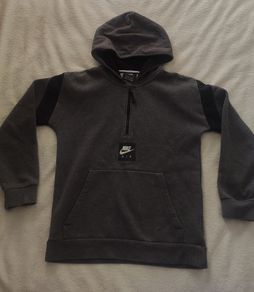 Nike Air Junior 1/4 Zip Hoodie Grey/Black.  Size L (147-158cm)