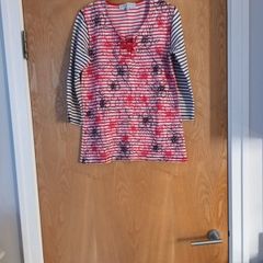 Grace & Kelly  Top. S. M -12.  New' No Tag.