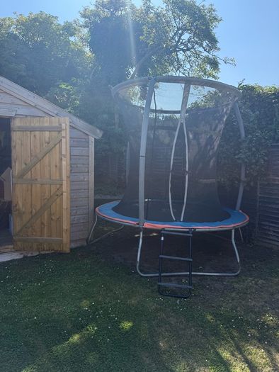 Trampoline