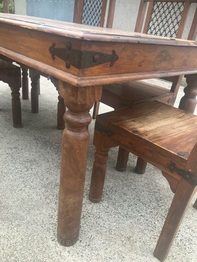 table and chairs