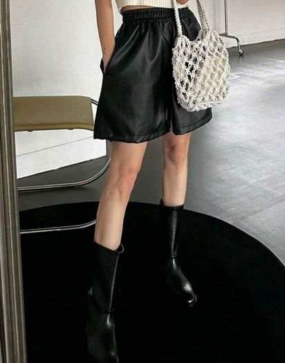 Elastic waist black PU leather shorts size S